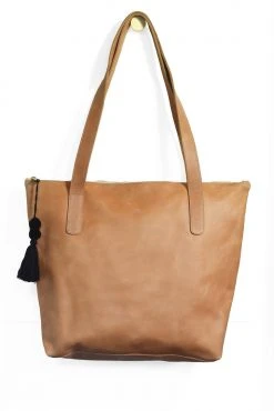 Purse & Clutch Zippered Leather Purse - Caramel Accessories