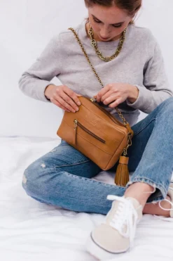 Abby Alley Essential Crossbody Bag - Tan