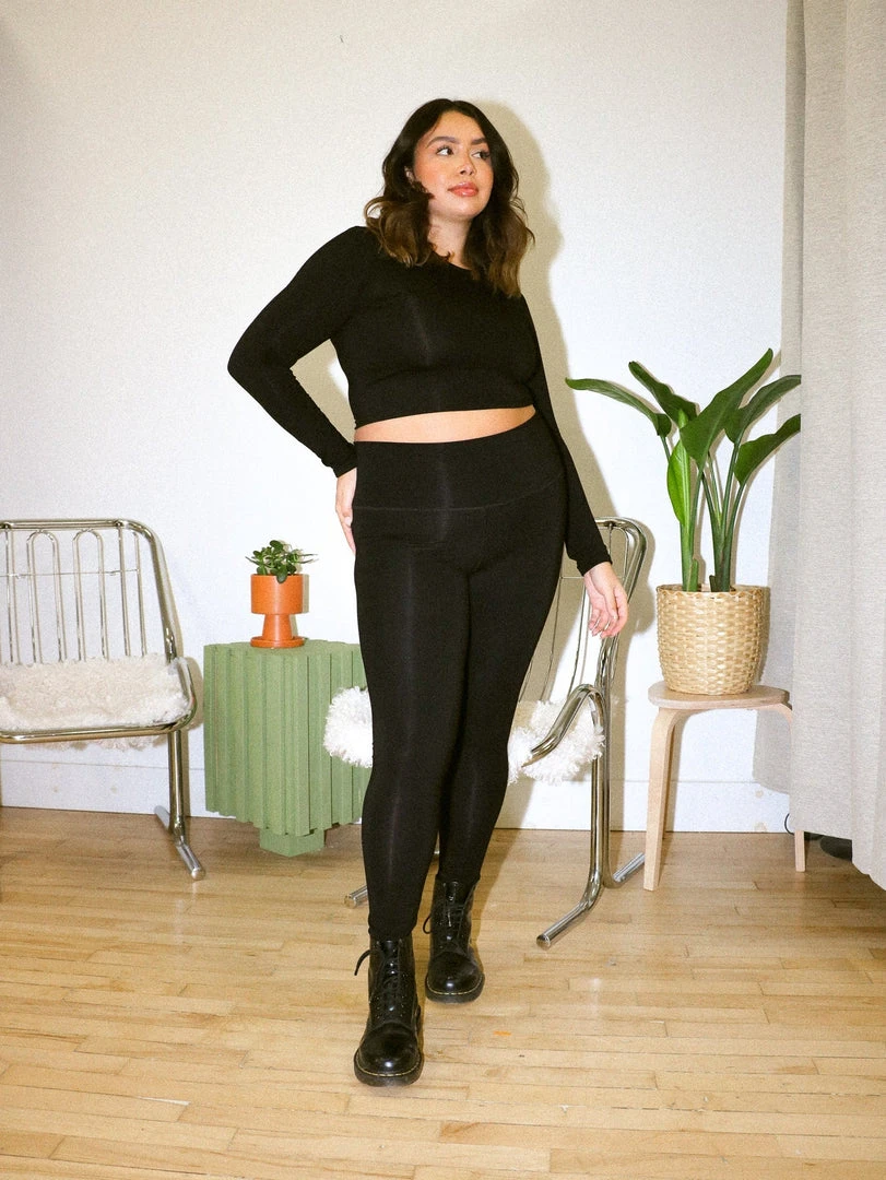 Mary Young Afia Bamboo Legging Pajamas + Loungewear 3 Mary Young Afia Bamboo Legging Pajamas + Loungewear