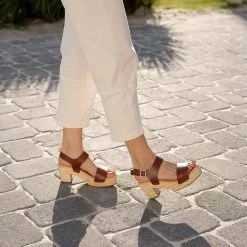 Nisolo All-Day Open Toe Clog