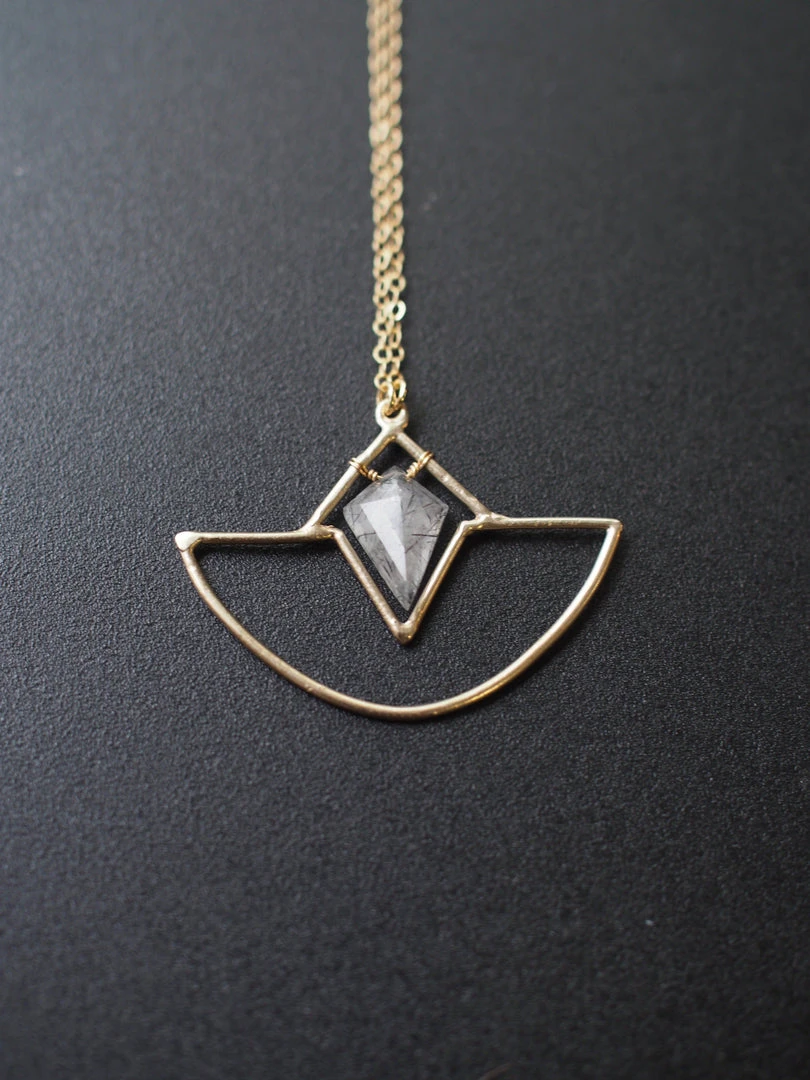 Iron Oxide Jewelry Crystal Amulet Necklace 8 Iron Oxide Jewelry Crystal Amulet Necklace