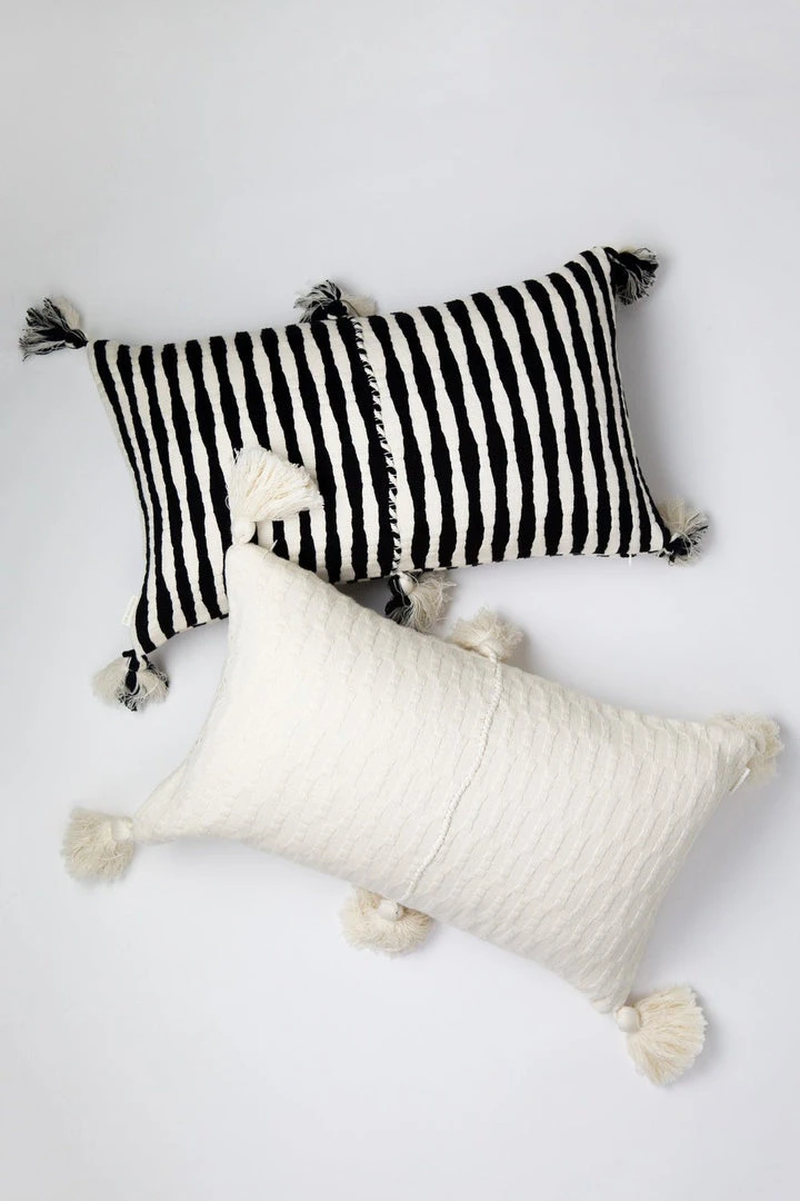 Archive New York Antigua Lumbar Pillow - Black + White 5 Archive New York Antigua Lumbar Pillow - Black + White