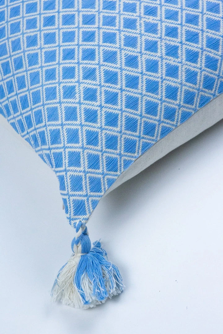 Archive New York Home Goods Comalapa Lumbar Pillow - Sky Blue 4 Archive New York Home Goods Comalapa Lumbar Pillow - Sky Blue