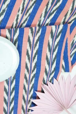 Archive New York Kitchen + Dining Maya Jaspé Table Runner 11 Archive New York Kitchen + Dining Maya Jaspé Table Runner