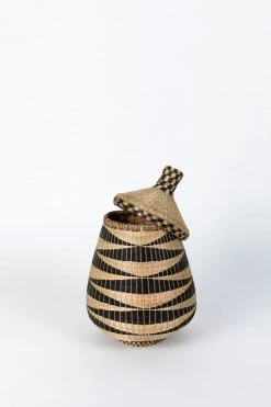 Azizi Life Teardrop Basket