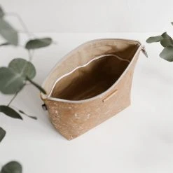 Carry Courage Home Goods Adventurer Cork Cosmetics Bag - Silver