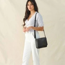 Nisolo Accessories Clara Crossbody Purse