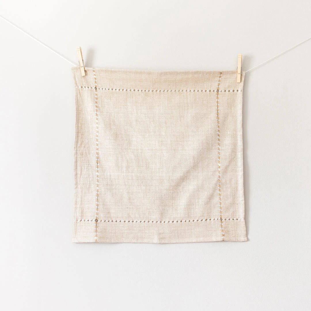 Creative Women Pulled Napkin - Rattan 5 Creative Women Pulled Napkin - Rattan