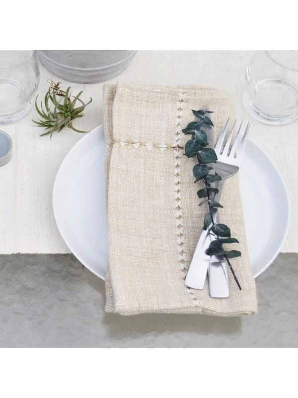 Creative Women Pulled Napkin - Rattan 4 Creative Women Pulled Napkin - Rattan