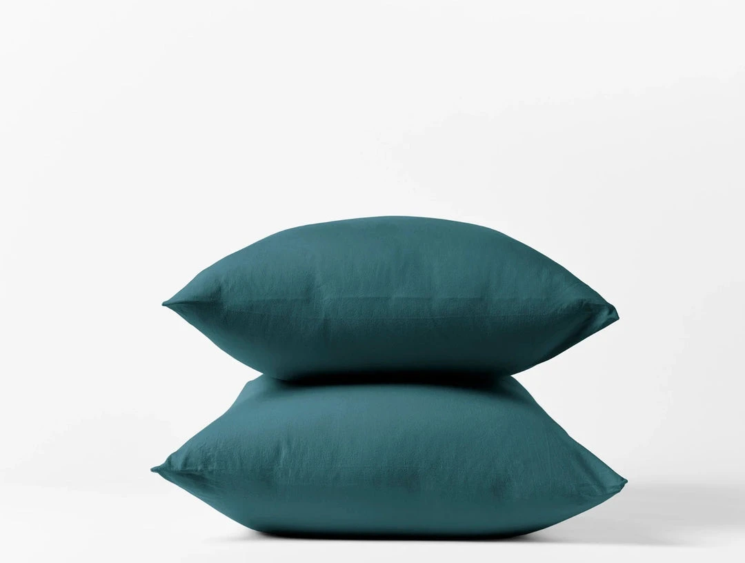 Coyuchi Crinkled Percale Pillowcase Set Home Goods 14 Coyuchi Crinkled Percale Pillowcase Set Home Goods