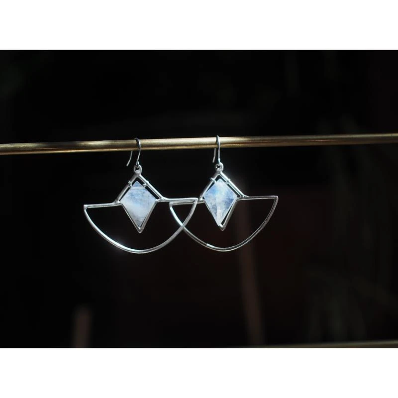 Iron Oxide Crystal Amulet Earrings Jewelry 7 Iron Oxide Crystal Amulet Earrings Jewelry