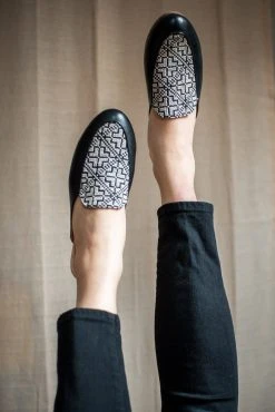 Darzah Tatreez Mule - Black + White Staff Favorites