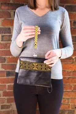 Darzah Special Occasion Egypt Tatreez Clutch - Gold 8 Darzah Special Occasion Egypt Tatreez Clutch - Gold