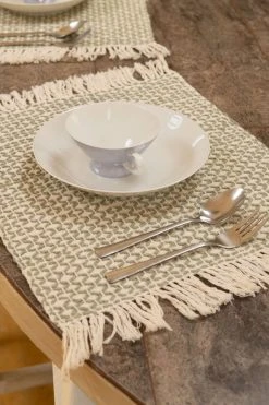 Zuahaza Diamond Guanabana Placemat Kitchen + Dining