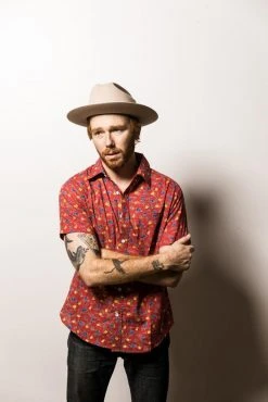 Dushyant Asthana Men's Folk Short Sleeve Shirt - Maroon