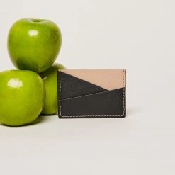 Allégorie Accessories Gala Apple Leather Puzzle Cardholder