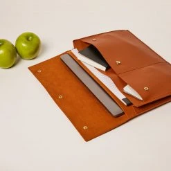 Allégorie Accessories Gala Apple Leather Tech Folio Bag