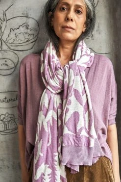 No Nasties Garden Knit Scarf Accessories