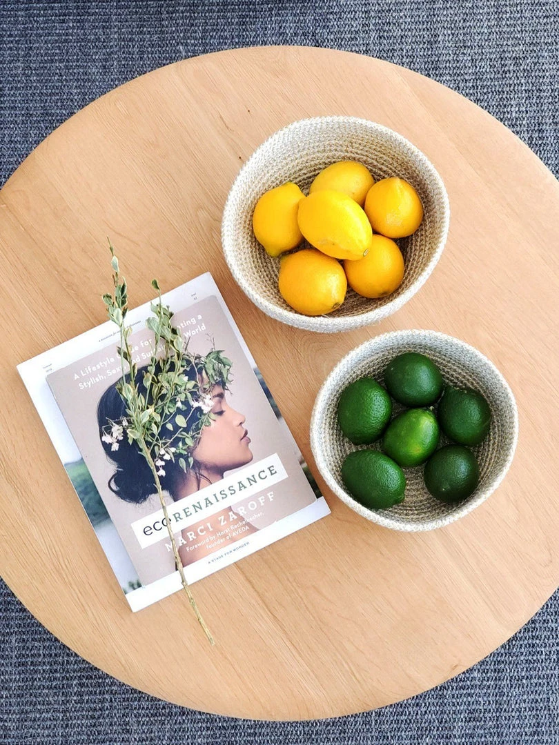 Korissa Glitter Bowl Set - White Home Goods 4 Korissa Glitter Bowl Set - White Home Goods