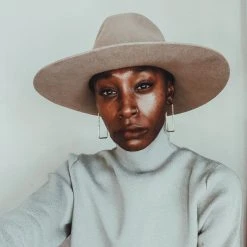 Abby Alley Hannah Earrings