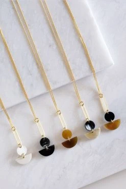 Hathorway Jewelry Tho Horn Pendant Necklace