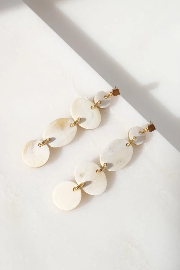 Hathorway Xinh Xan Horn Earrings - Light 4 Hathorway Xinh Xan Horn Earrings - Light