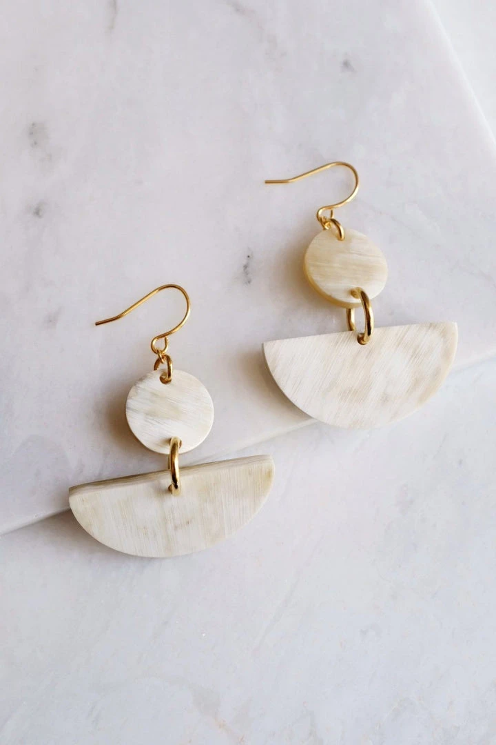 Hathorway Yang Bay Horn Earrings - Light Jewelry 3 Hathorway Yang Bay Horn Earrings - Light Jewelry
