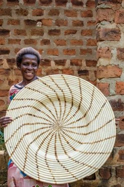 KAZI Banana Leaf Shujaa Extra Large Wall Plate Staff Favorites