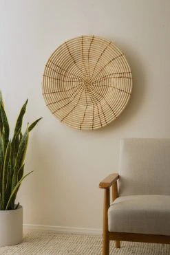 KAZI Banana Leaf Shujaa Extra Large Wall Plate Staff Favorites