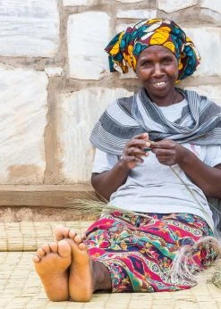 KAZI Floret Metallic Dafina Tapered Planter