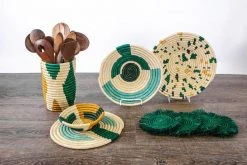 KAZI Bermuda Maze Trivet Home Goods