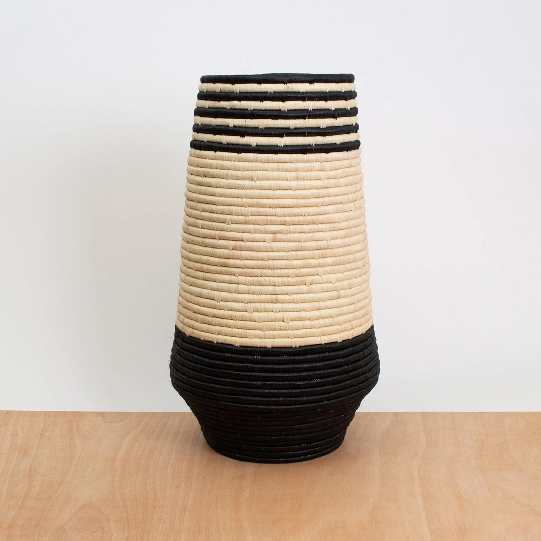 KAZI Black Daria Vase Home Goods 3 KAZI Black Daria Vase Home Goods