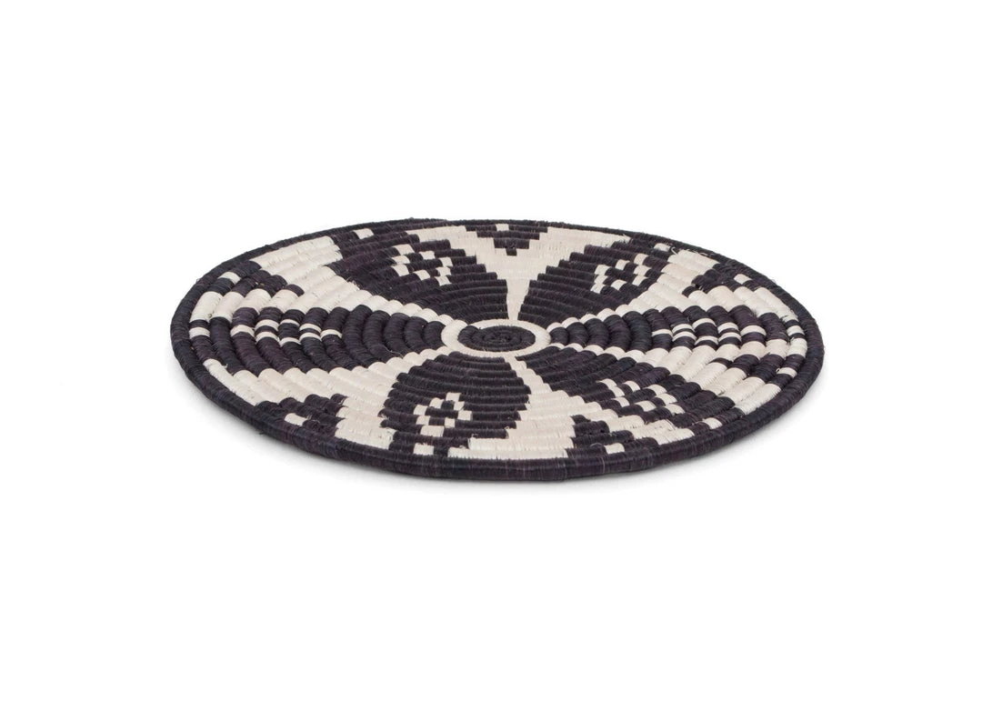 KAZI Small Black + White Ikaze Trivet 4 KAZI Small Black + White Ikaze Trivet