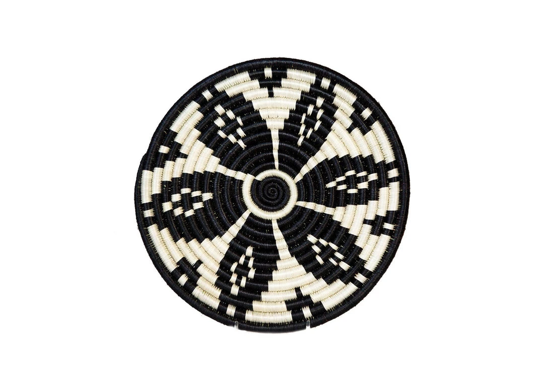 KAZI Small Black + White Ikaze Trivet 3 KAZI Small Black + White Ikaze Trivet