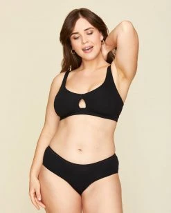 Knickey Keyhole Bralette