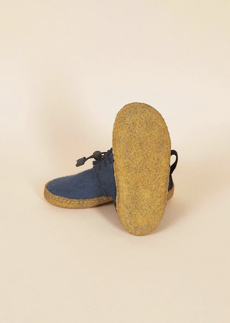 Kyrgies Kid's Tengries Walkabout Wool Slippers 10 Kyrgies Kid's Tengries Walkabout Wool Slippers