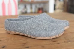 Kyrgies Men's Molded Sole High Back Wool Slippers - Gray