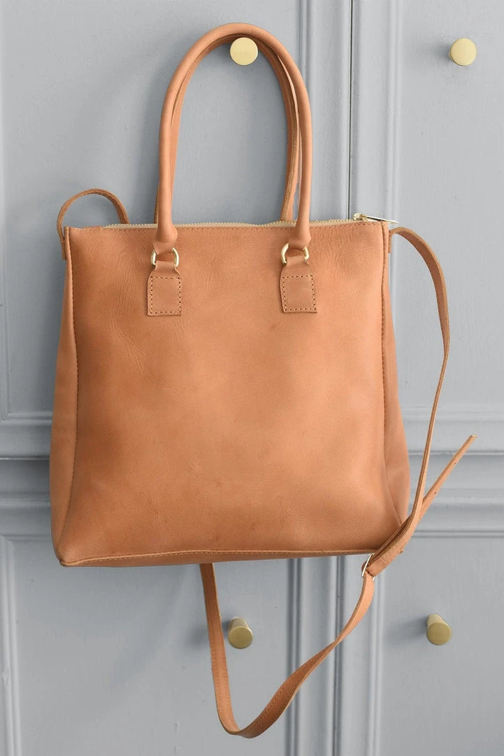 Purse & Clutch Larger Crossbody Handbag - Caramel Accessories 5 Purse & Clutch Larger Crossbody Handbag - Caramel Accessories