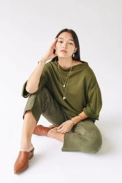 L.Greenwalt Jewelry Abstract Monstera Pendant Necklace