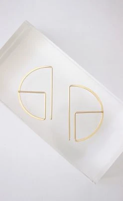 L.Greenwalt Jewelry Streamline Round Profile Earrings
