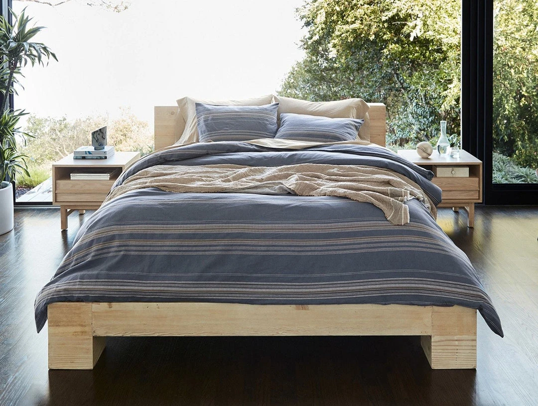 Coyuchi Home Goods Lobos Duvet Cover - Azure / Indigo 3 Coyuchi Home Goods Lobos Duvet Cover - Azure / Indigo