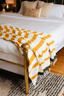 Caminito Marea Upcycled Blanket