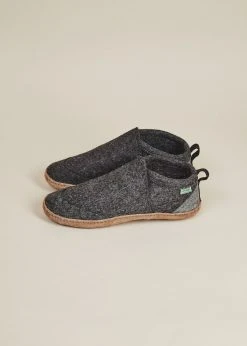 Kyrgies Men's Wool Tengries Slippers - Charcoal