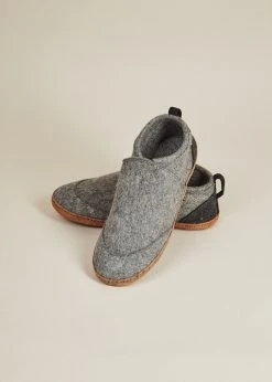 Kyrgies Men's Wool Tengries Slippers - Gray