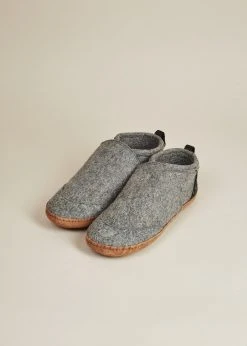 Kyrgies Men's Wool Tengries Slippers - Gray