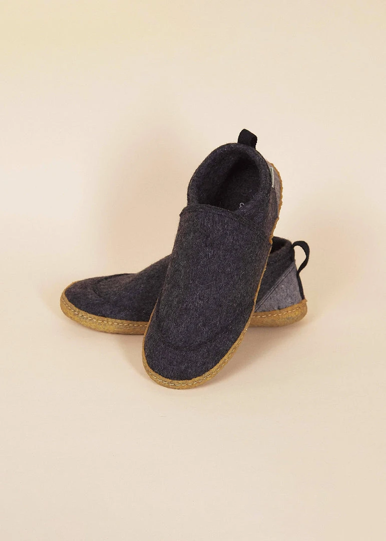 Kyrgies Men's Tengries Walkabout Wool Slippers 3 Kyrgies Men's Tengries Walkabout Wool Slippers
