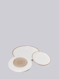 Middle Kingdom Best Sellers Hermit Porcelain Plate - Ivory