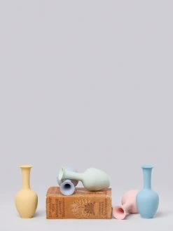Middle Kingdom Best Sellers Colorful Mini Porcelain Vase 8