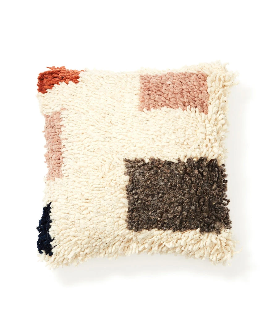 Minna Formas Shag Pillow Handcrafted 3 Minna Formas Shag Pillow Handcrafted