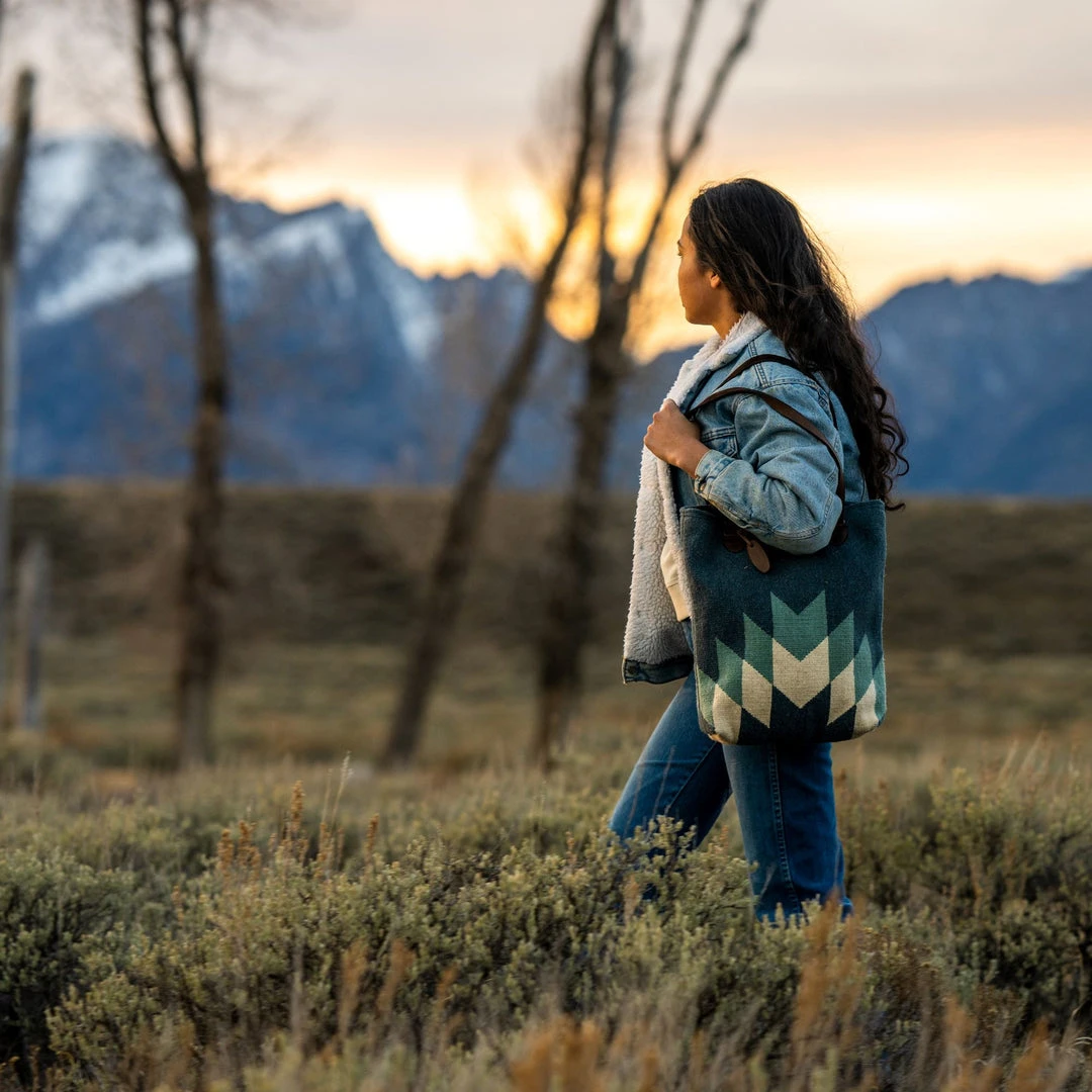 MZ Fair Trade Accessories Waterfall Wool Bucket Tote Bag 5 MZ Fair Trade Accessories Waterfall Wool Bucket Tote Bag